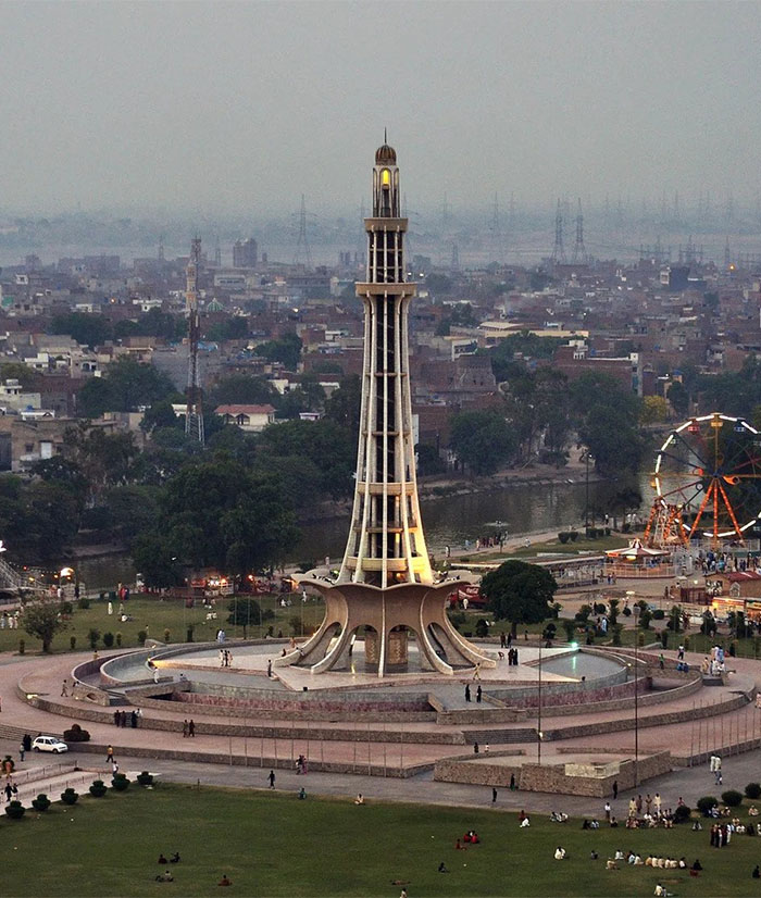 Contact 2 Lahore