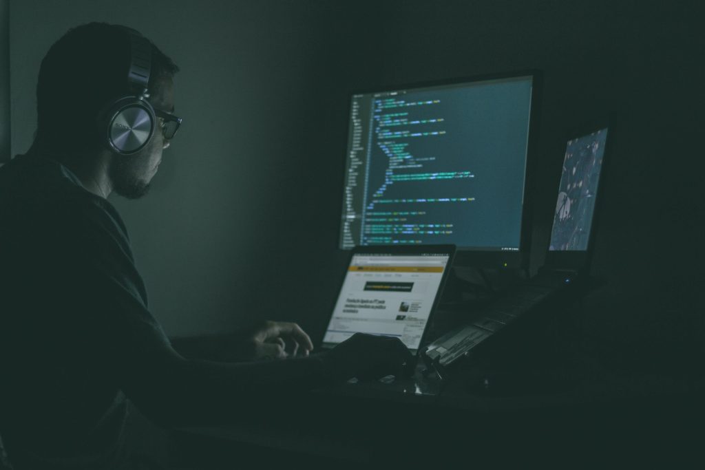Top 10 programming languages of 2023 to build a website: 3 programming languages to build a website